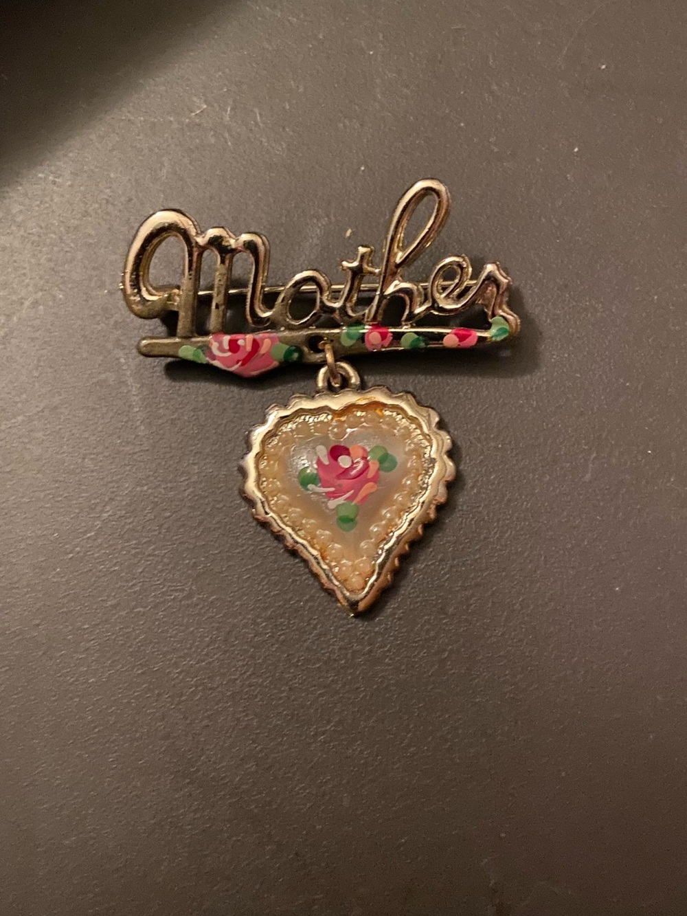 Vintage Mother Mother’s painted Floral Heart Pin Pendant Brooch Gold Pink Pearl